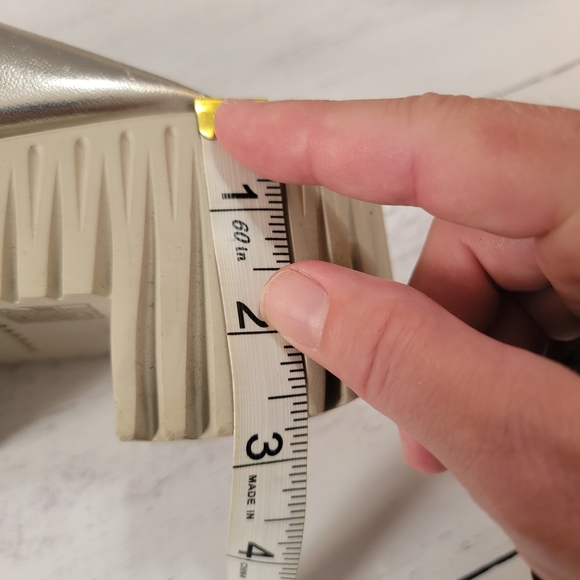 Plia Anda, Silver Platform Sandals, Euro 40 - Picture 6 of 6